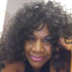 Meet your Posher, Gina